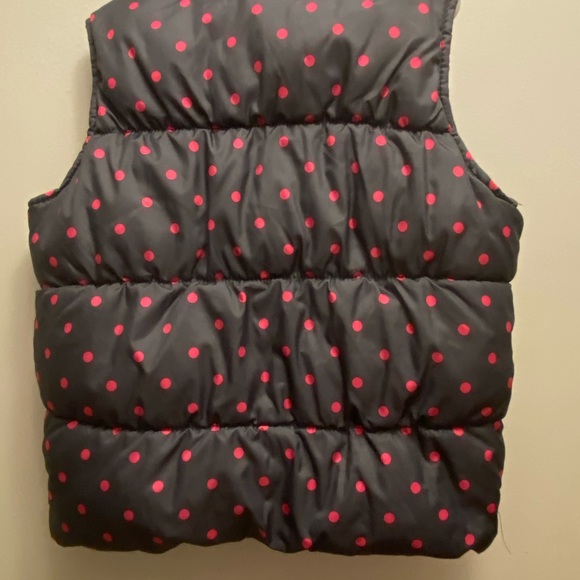 Old Navy, grey pink polka dot, vest, sz 6-7 - Picture 3 of 3